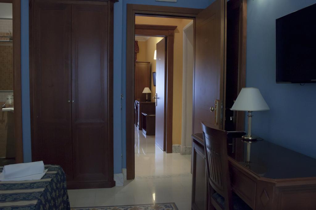 Clara Domus Hotel Roma Ngoại thất bức ảnh